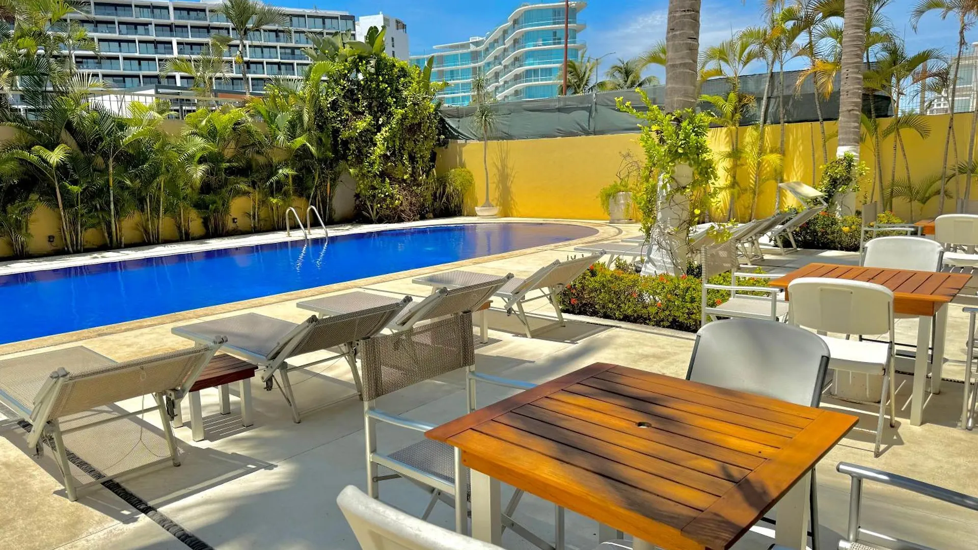 Santafe B103 Condo Familiar Con Alberca Privada Bucerias